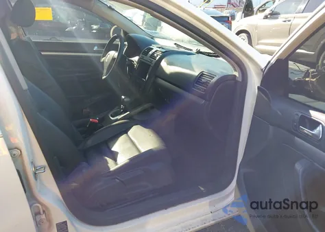 2006 Volkswagen Jetta 2.5 z USA, uszkodzony, nr VIN 3VWRF71K66M626850